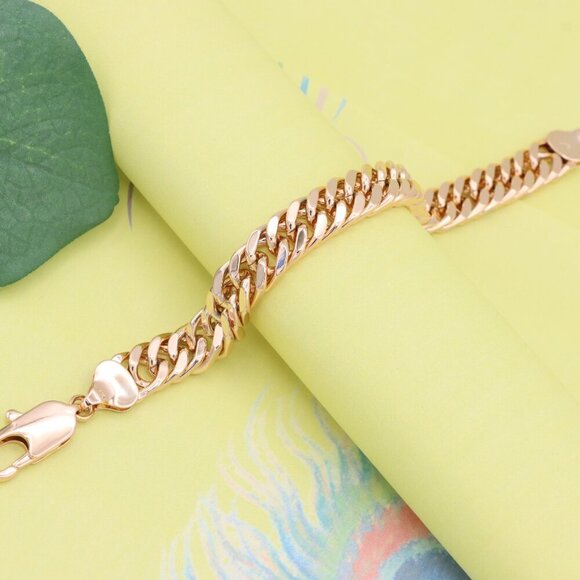 "Chunky Rose Gold Curb Chain Bracelet in Glossy Polished Finish, XPBL1159 - Picture 7 of 12